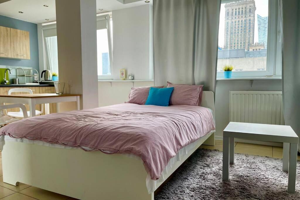 Gold 3 Metro X2 Wifi 300 Mbs 60'Tv Netflix Hbo Appletv+ Apartment Varşovia Exterior foto